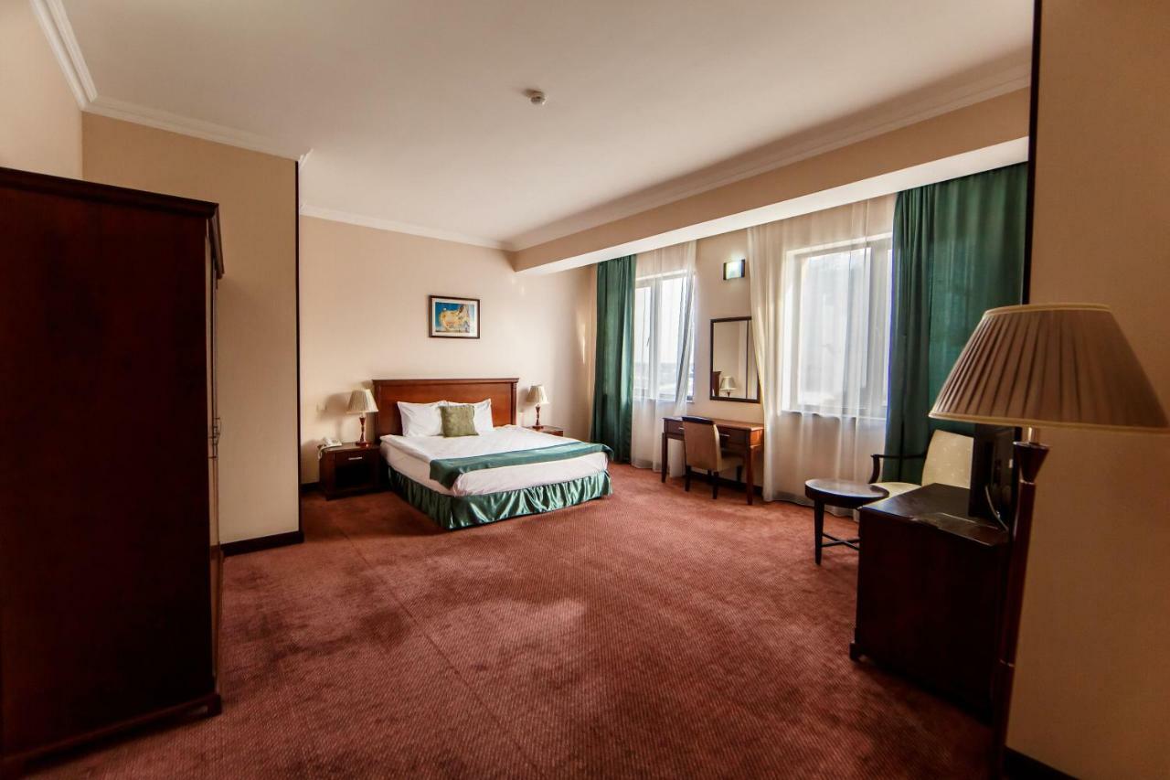 The Crown Hotel Bakü Dış mekan fotoğraf